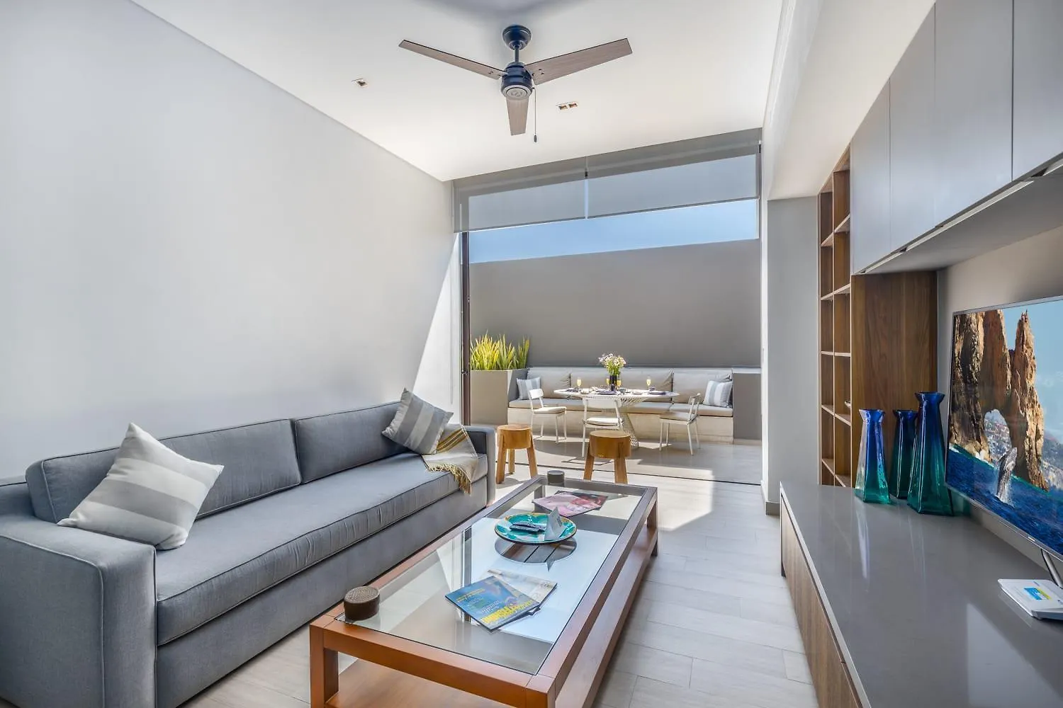 2 Bedroom Cabo Marina Walk To Beach & Private Jacuzzi Cabo San Lucas