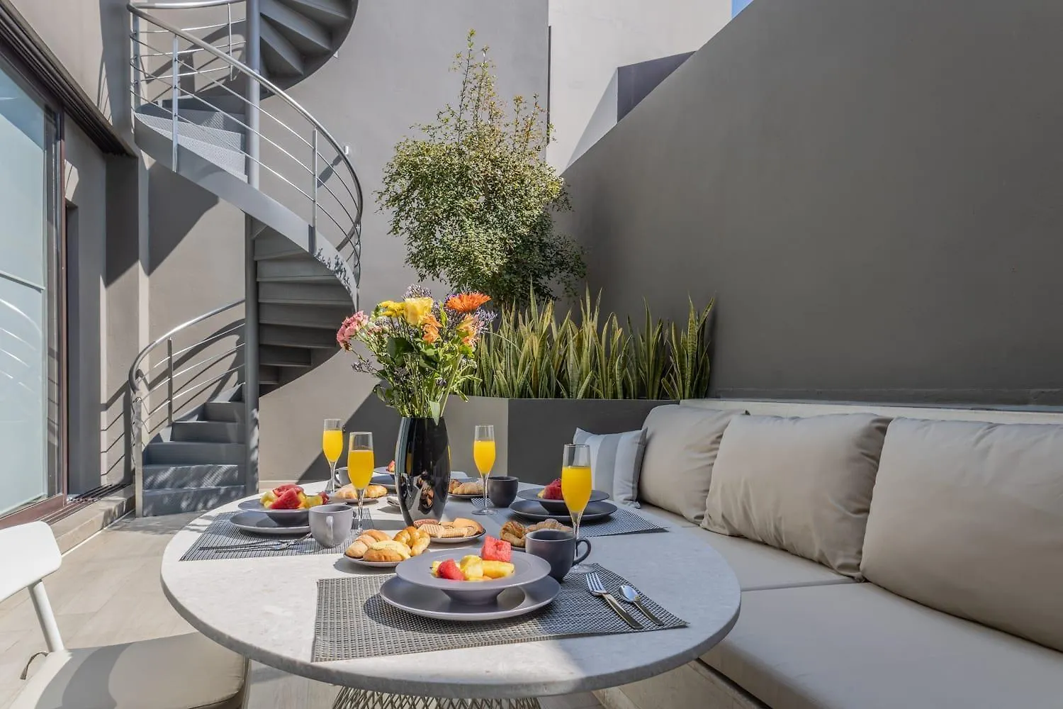 Dom wakacyjny 2 Bedroom Cabo Marina Walk To Beach & Private Jacuzzi Cabo San Lucas