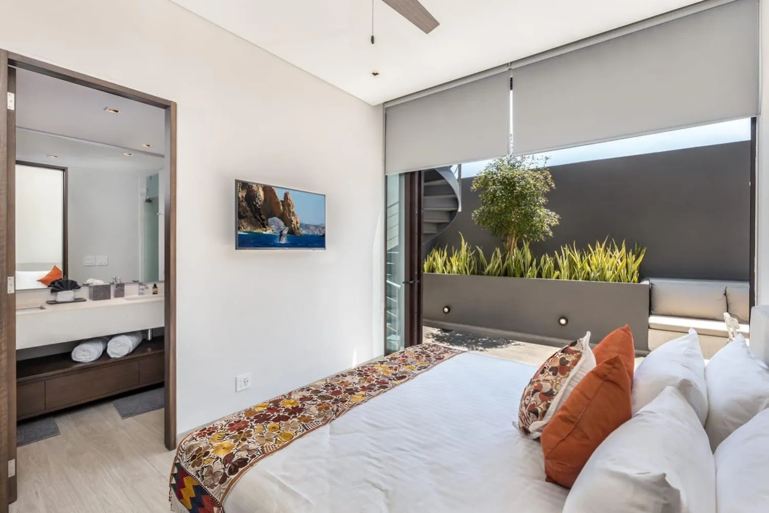 2 Bedroom Cabo Marina Walk To Beach & Private Jacuzzi Cabo San Lucas 0*,  Meksyk